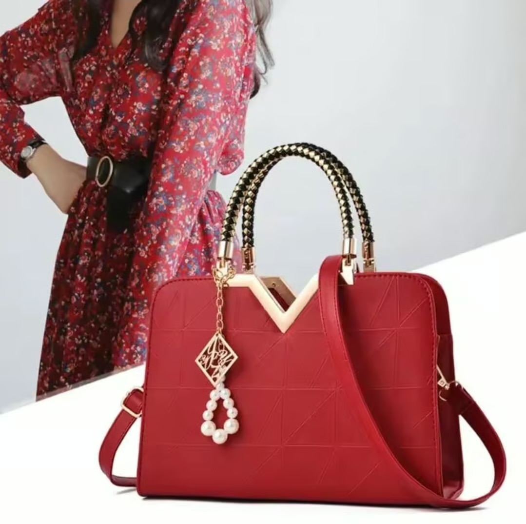 Chic Handbag - Red